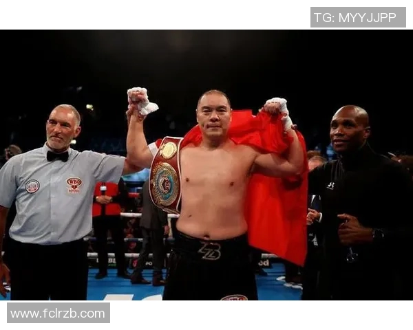 中国拳击手拿下职业金腰带，跻身国际前十